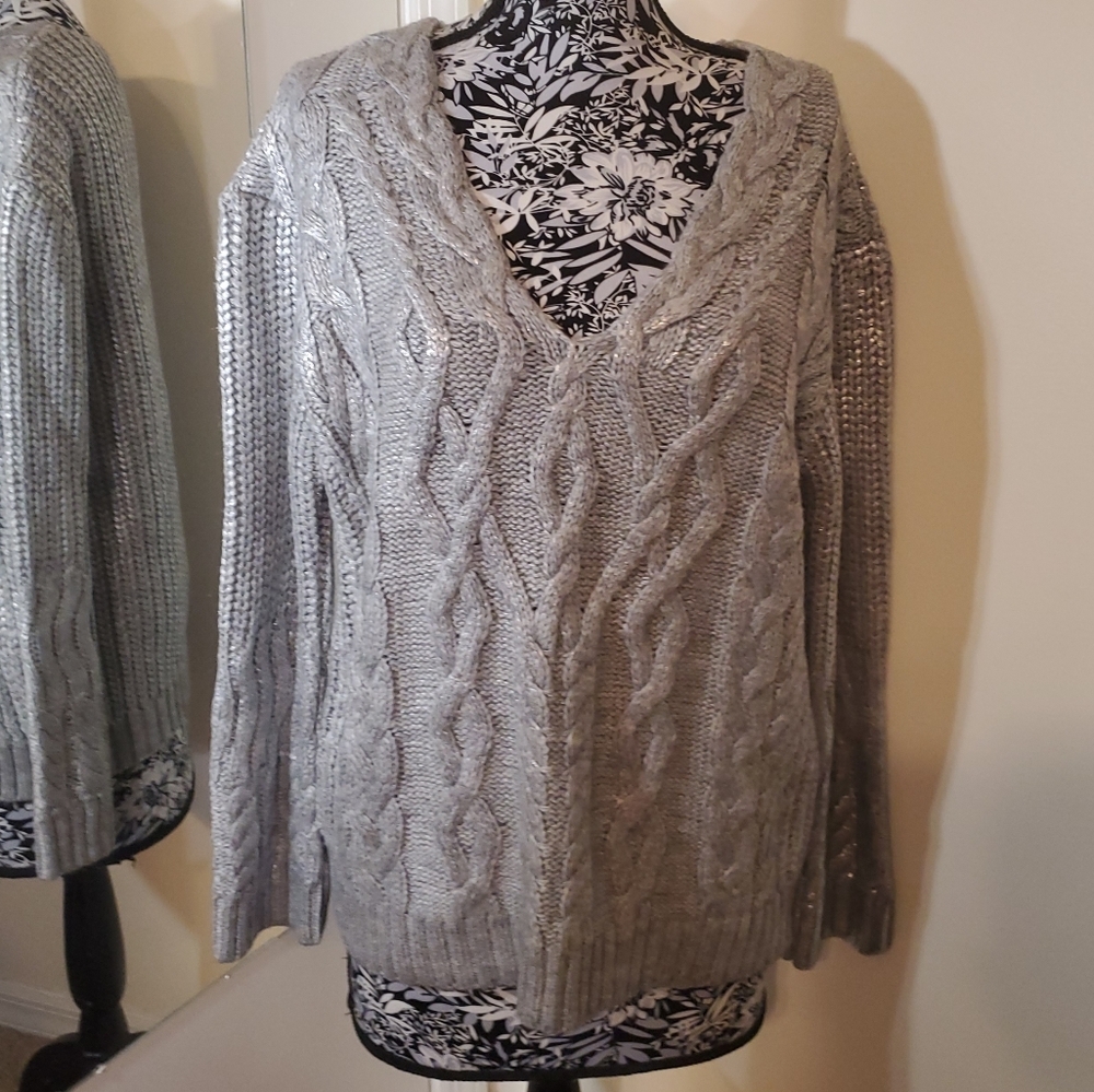 Mango large cable knitt  frosted v neck sweater mettalic